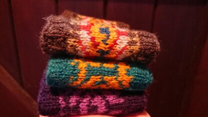 Shepherdress wrist warmers