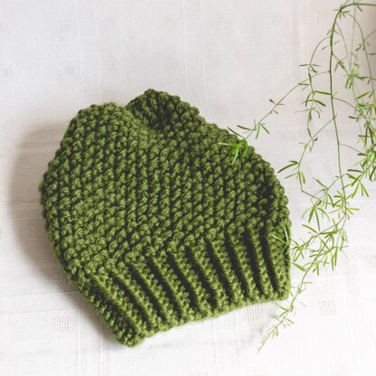 Moss Stitch Slouch Hat made with King Cole Big Value Super Chunky Yarn