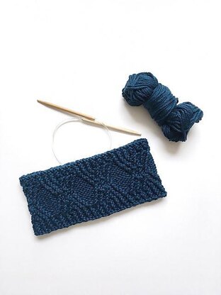 Elyse Headband | Cabled Ear Warmers