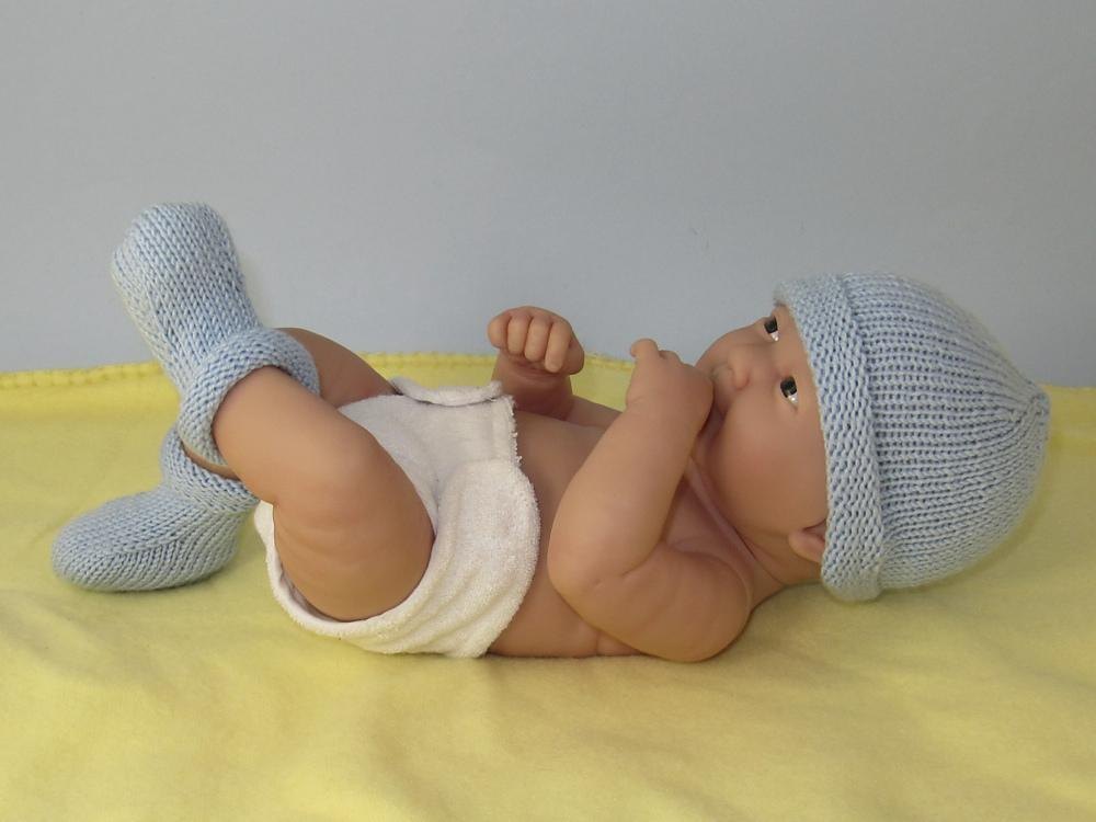 Just For Preemies Premature Baby Simple 4 Ply Beanie and Booties Set