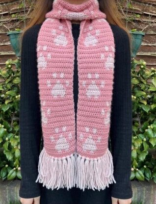 Crochet Pawprint Scarf