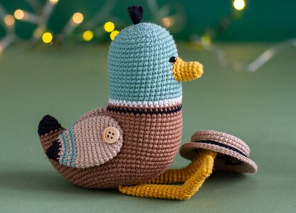 Crochet pattern wild duck toy with boater hat