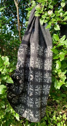 Midnight Snowflake Wrap