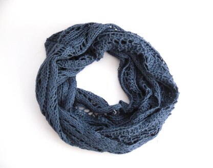 Lace Columns Infinity Scarf