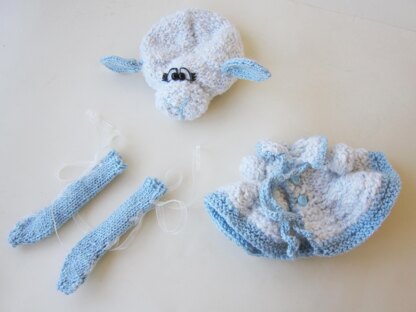 Lady Lamb doll knitted flat