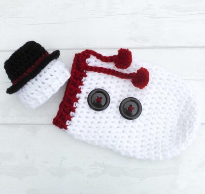 Christmas Snowman Hat and Cocoon Set