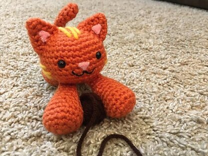 Floppy Cat Amigurumi