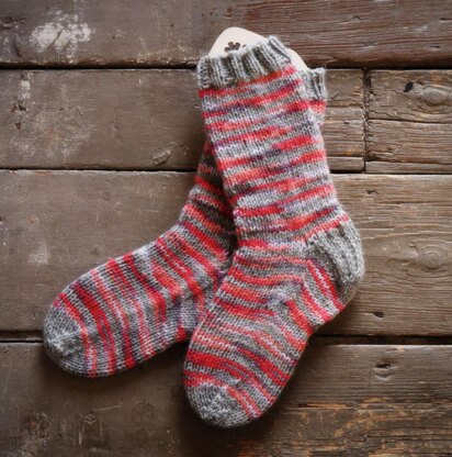 Beauteous Boot Socks Knitting pattern by Alice Neal | LoveCrafts