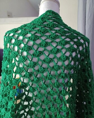 SHELL STITCH CROCHET LACE SHRUG