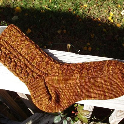 Amara Socks - knitting pattern