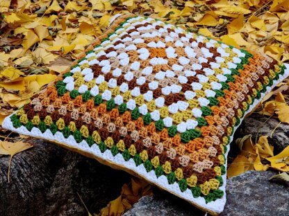 Il Bosco Granny Cushion