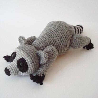 Raccoon Crochet Pattern with Movable Head and Legs by oohlookitsarabbit