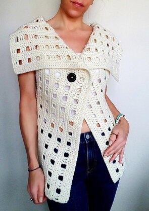 Sleeveless Collared Cardigan