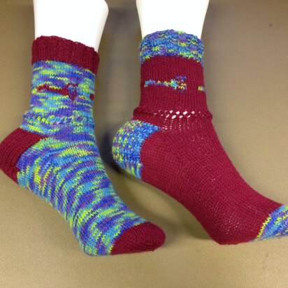Magical Mismatching Broomsticks 4 Ply Socks - knitting pattern