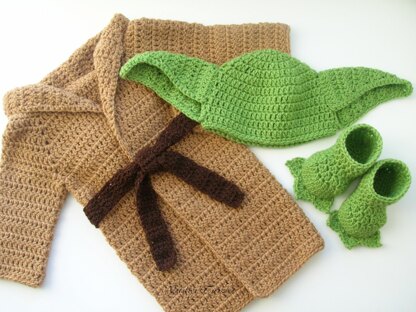 Baby Yoda Hat, Robe and Booties Outfit