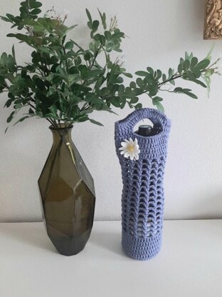 Crochet Wine Gift bag with daisy/poppy flower
