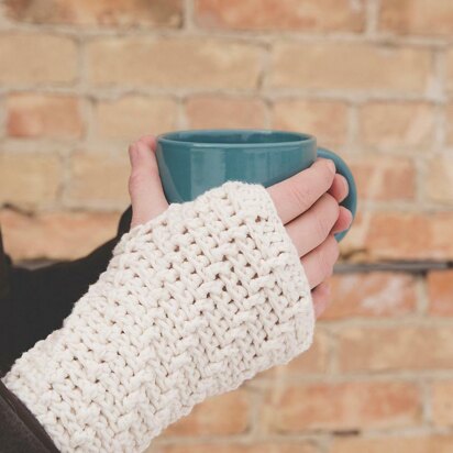 Cascading Ridges Fingerless Gloves