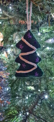 Knitted Christmas Tree