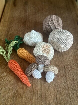 Crochet Garlic Pattern