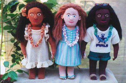 Dollies Visit Hawaii