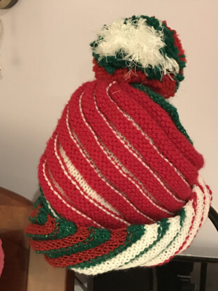 santa sprial hat