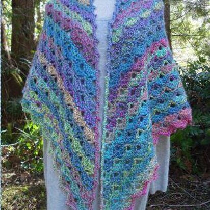 Showy Shells Shawl - PW-108