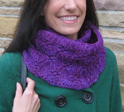 Posy Cowl