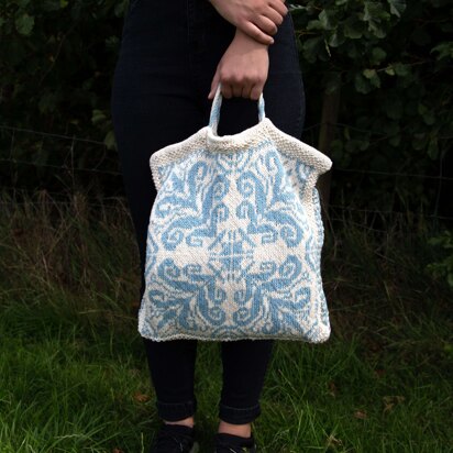 Friesland Tote Bag in Deramores Studio Organic Cotton DK - Downloadable PDF