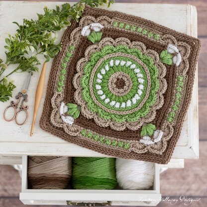 Verdant Spring 12-inch Square