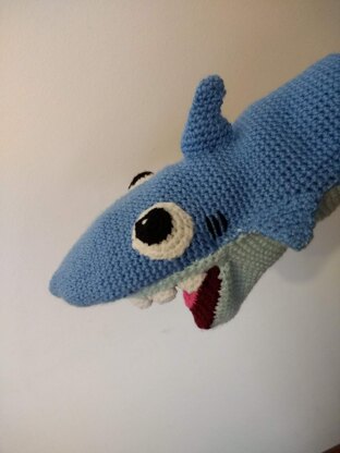 Baby Shark, amigurumi hand puppet