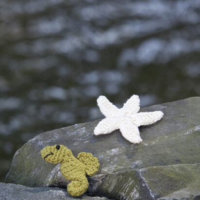 Crochet Seahorse & Knit Starfish in Universal Yarn Cotton Supreme