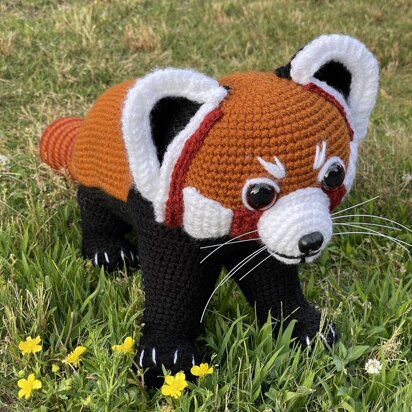 Rusty the Red Panda Amigurumi