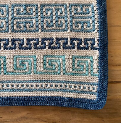 Artemis Mosaic Crochet Placemat / Runner