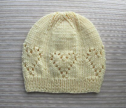 Hearts and Ribbing Hat for a Lady