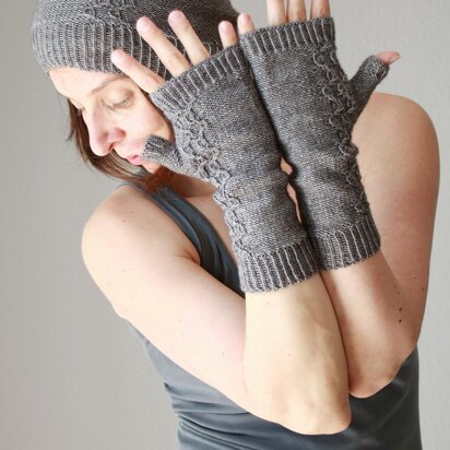 Moondust Mittens