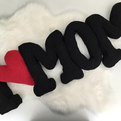 I Love MOM Letter Pillows