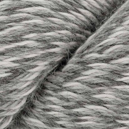 Ivory Aran/Worsted Weight Merino & Silk Knitting Wool Yarn – King