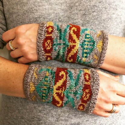 Kurbits Wrist Warmers