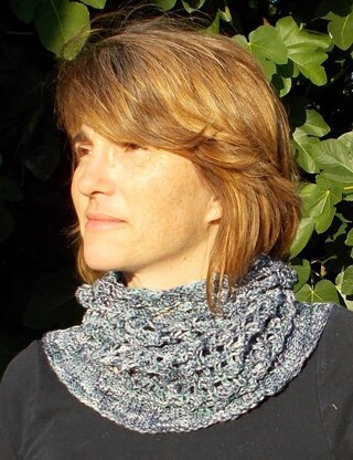 Cloudberry Cowl