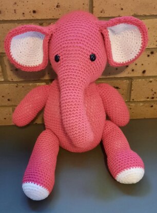 Sweet Pea the Elephant Crochet Pattern