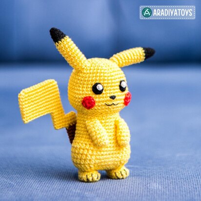 Pikachu by AradiyaToys