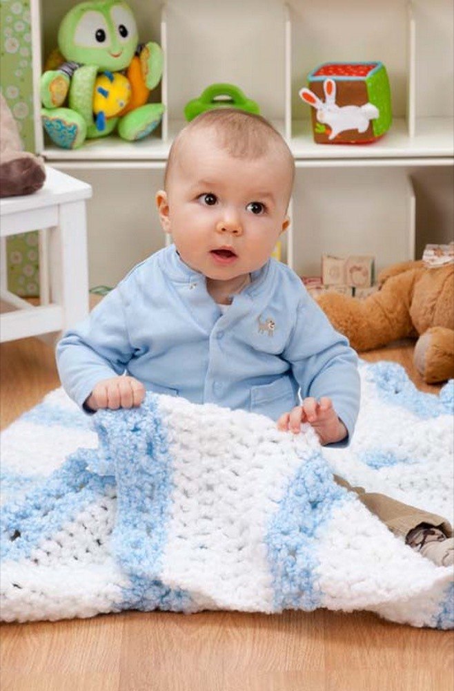 Red heart crochet patterns best sale for babies