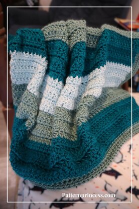 Easy Striped Baby Blanket