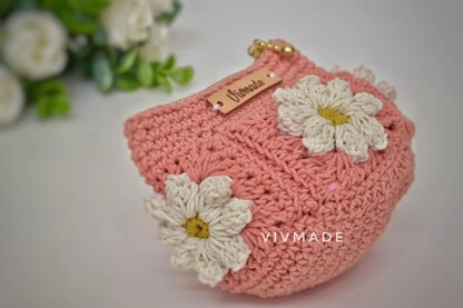 Granny Square Daisy Pouch