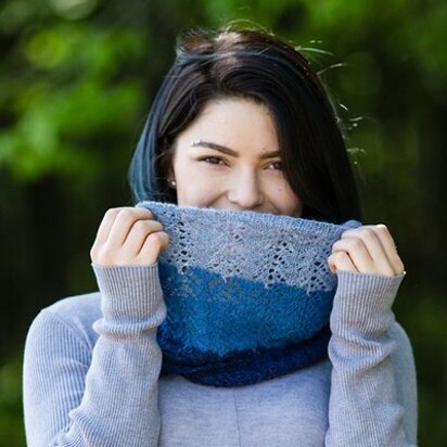 732 Anthemis Cowl - Knitting Pattern for Women in Valley Yarns Hatfield