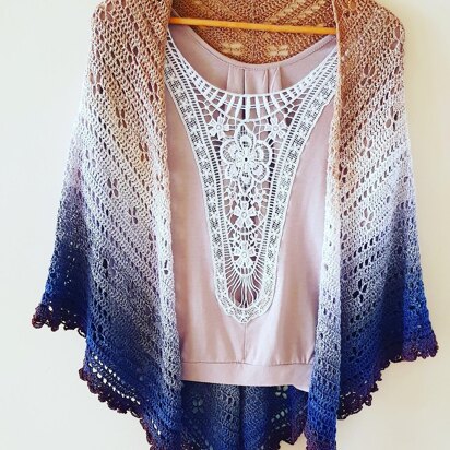 Vintage Vibes Shawl