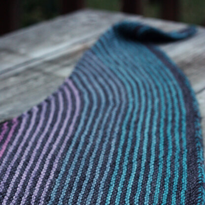 Wonderland Yarns Striped Swoosh Shawlette PDF