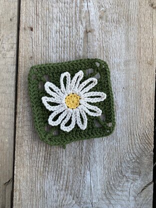 Daisy Granny Square