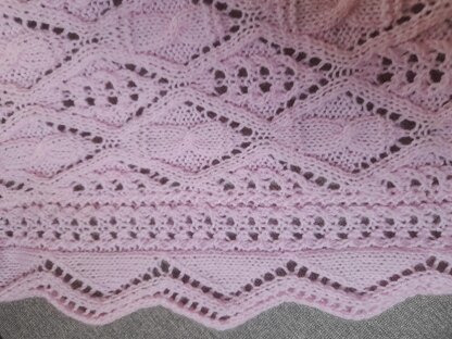 JKSB98 Lace Baby Shawl