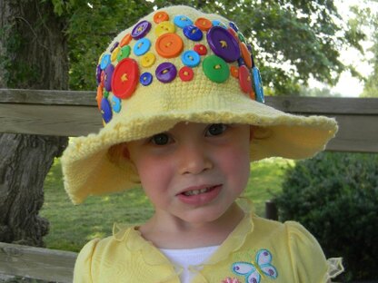 Crochet Summer Hat for a Girl “Loads of Buttons”.